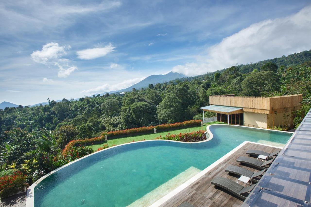 Giriwood Hotel & Villa Munduk Exterior foto
